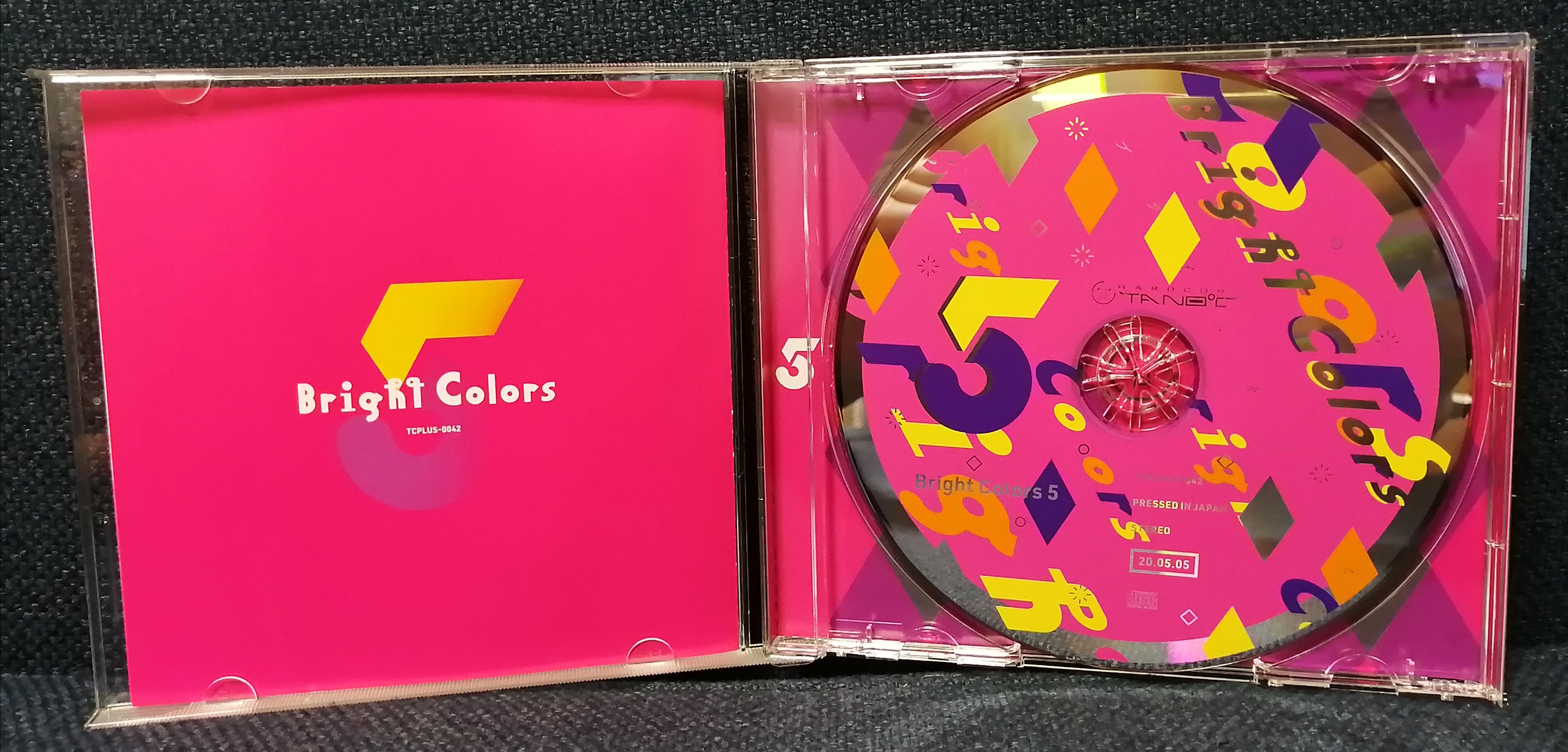 Bright Colors 5 / HARDCORE TANO*C album disc